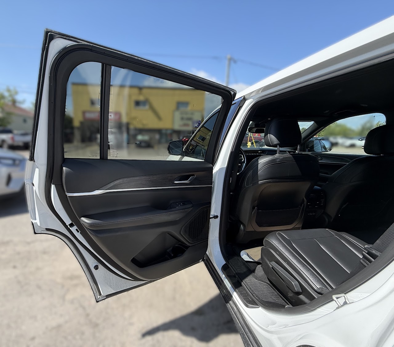 2024 Jeep Grand Cherokee — photo 17 de 67