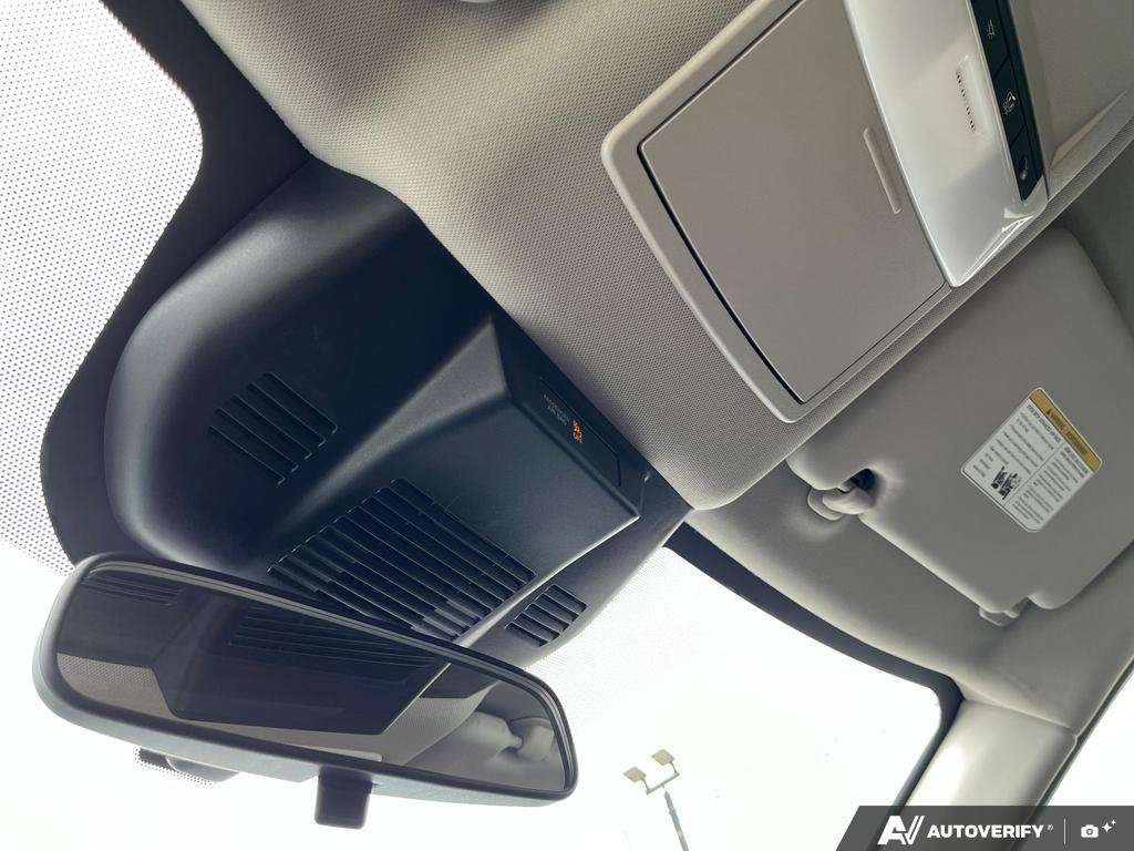 2025 Nissan Rogue — photo 21 of 25
