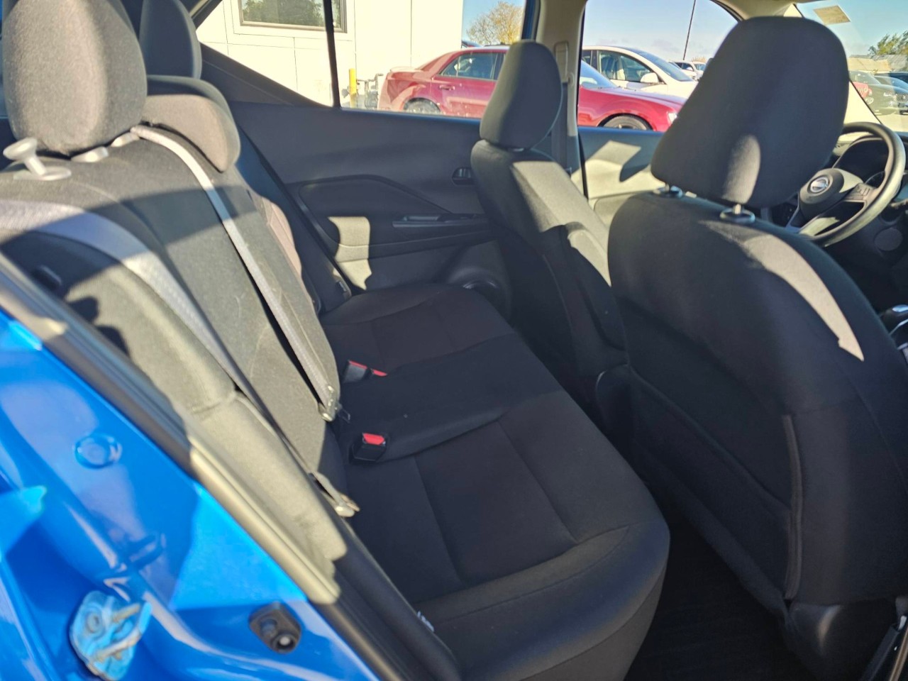 2025 Nissan Kicks Play — photo 23 of 25