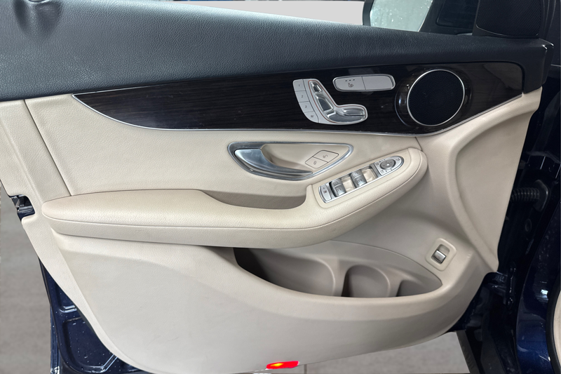 2020 Mercedes-Benz GLC Coupe — photo 21 de 35