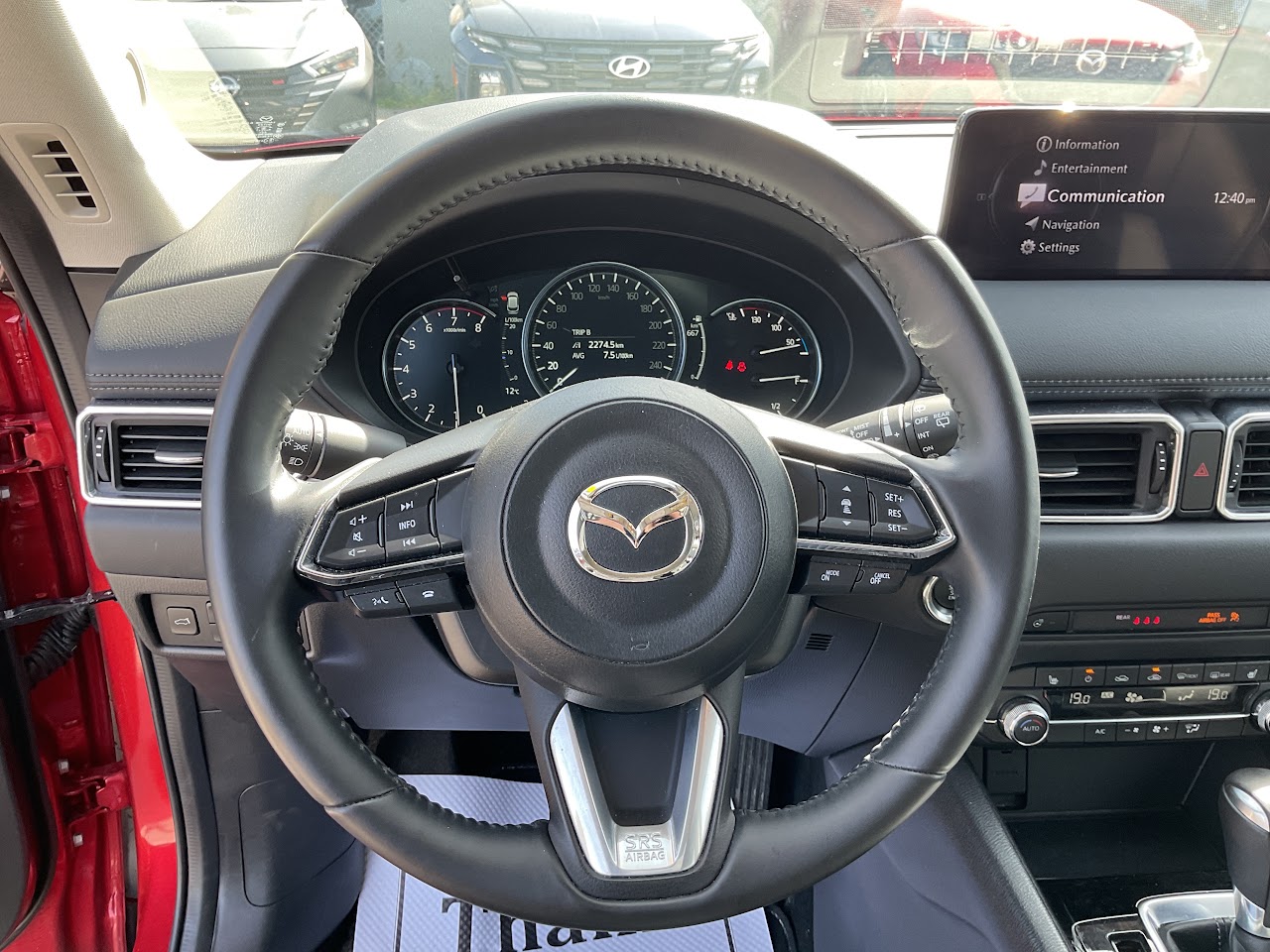 2025 Mazda CX-5 — photo 20 of 34