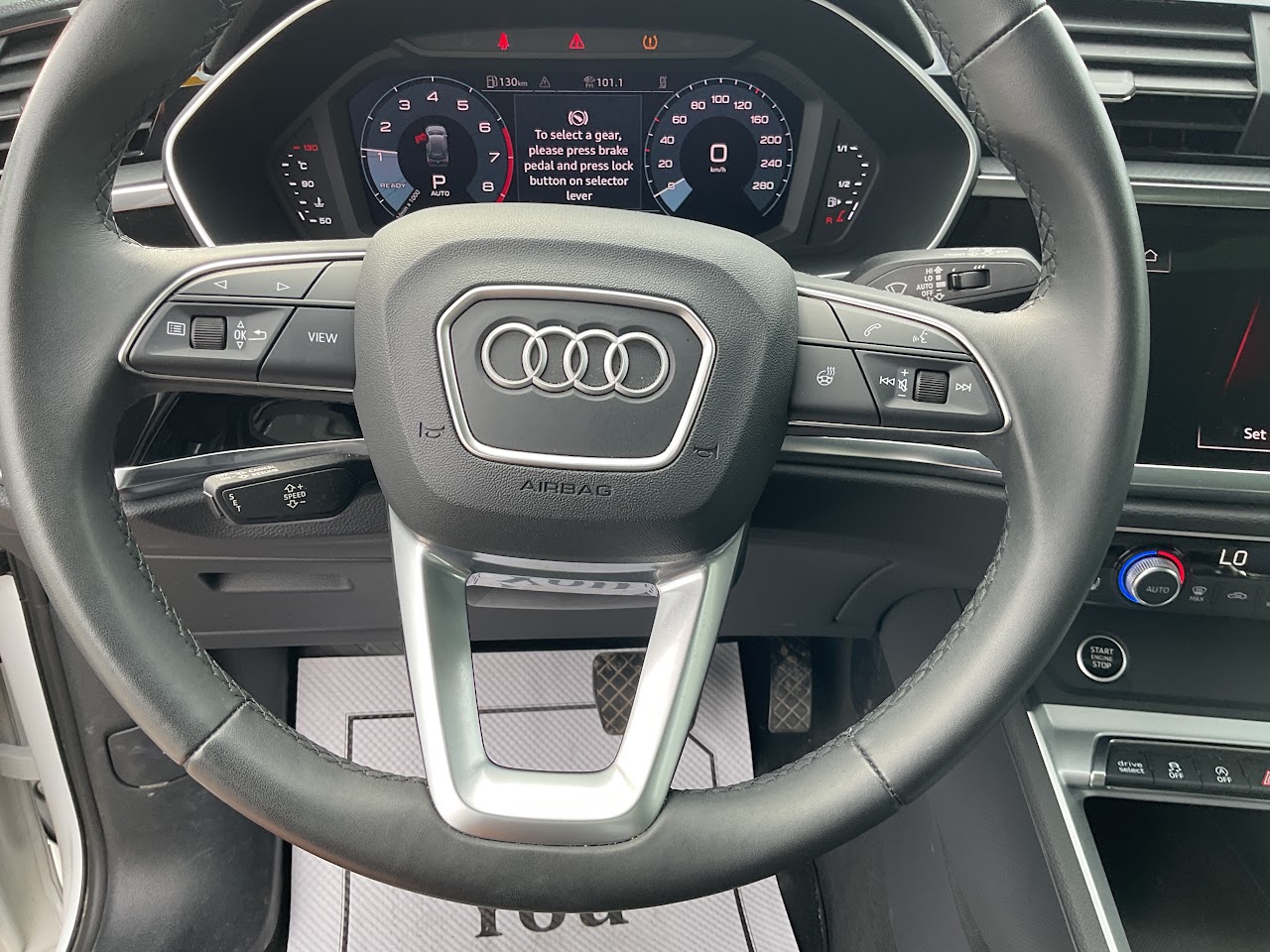 2025 Audi Q3 — photo 26 of 34