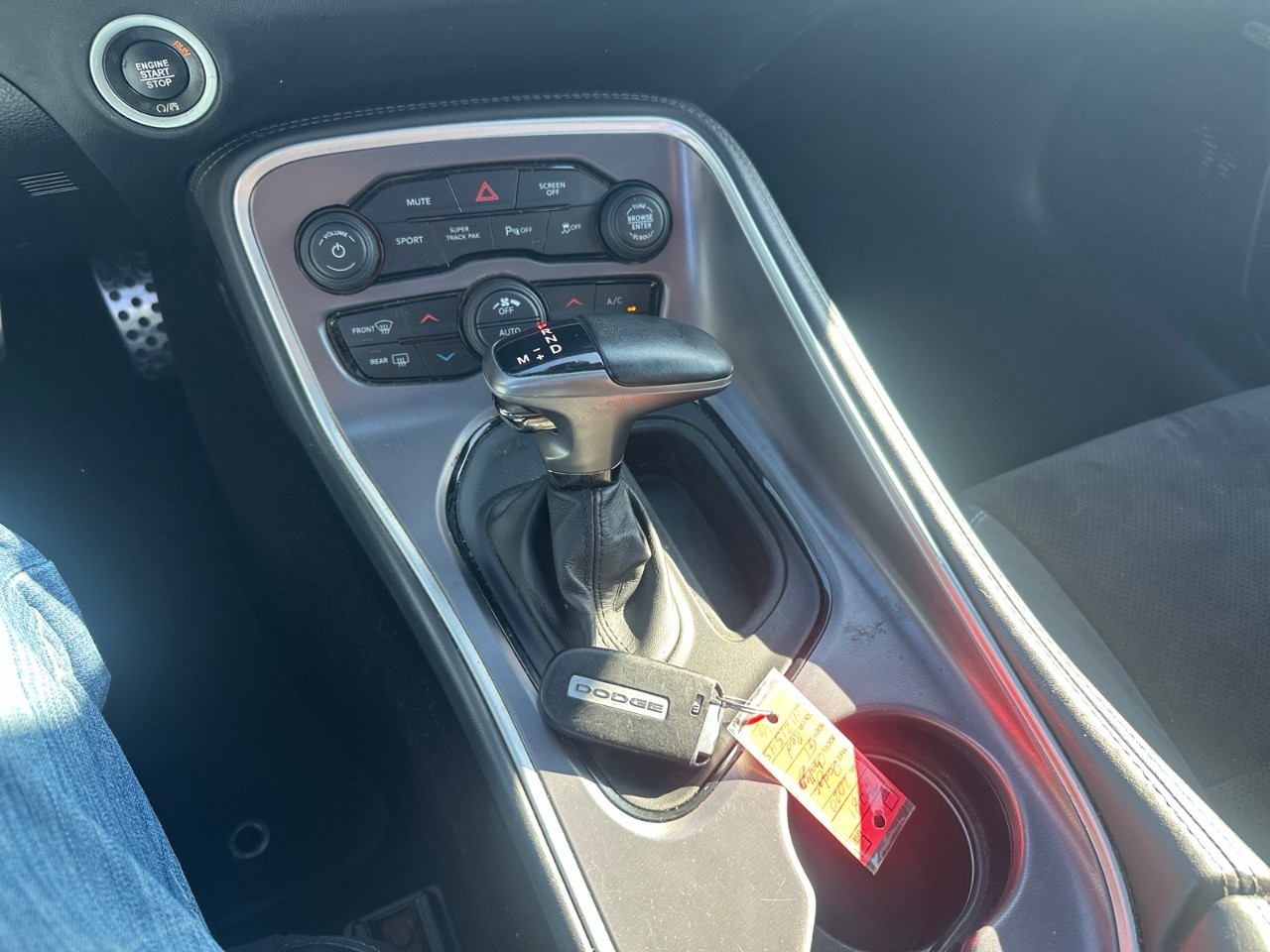 2020 Dodge Challenger — photo 9 of 9