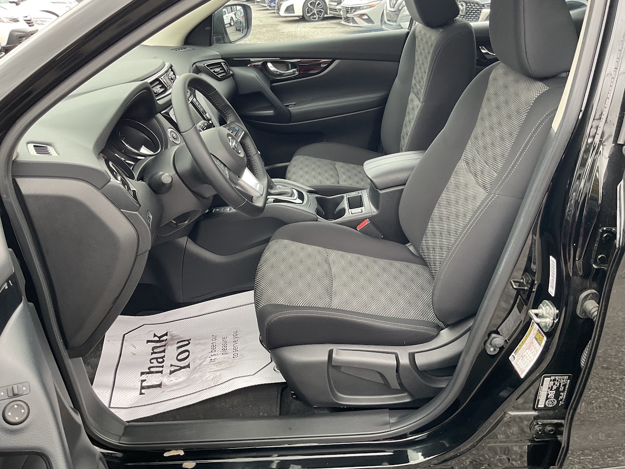 2023 Nissan Qashqai — photo 26 of 33