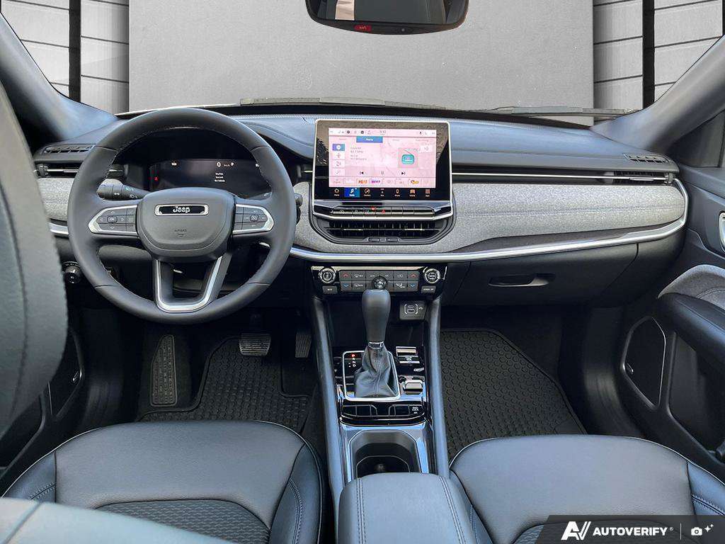 2026 Jeep Compass — photo 24 de 25
