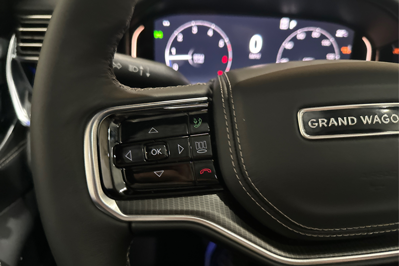 2026 Jeep Grand Wagoneer — photo 23 of 29