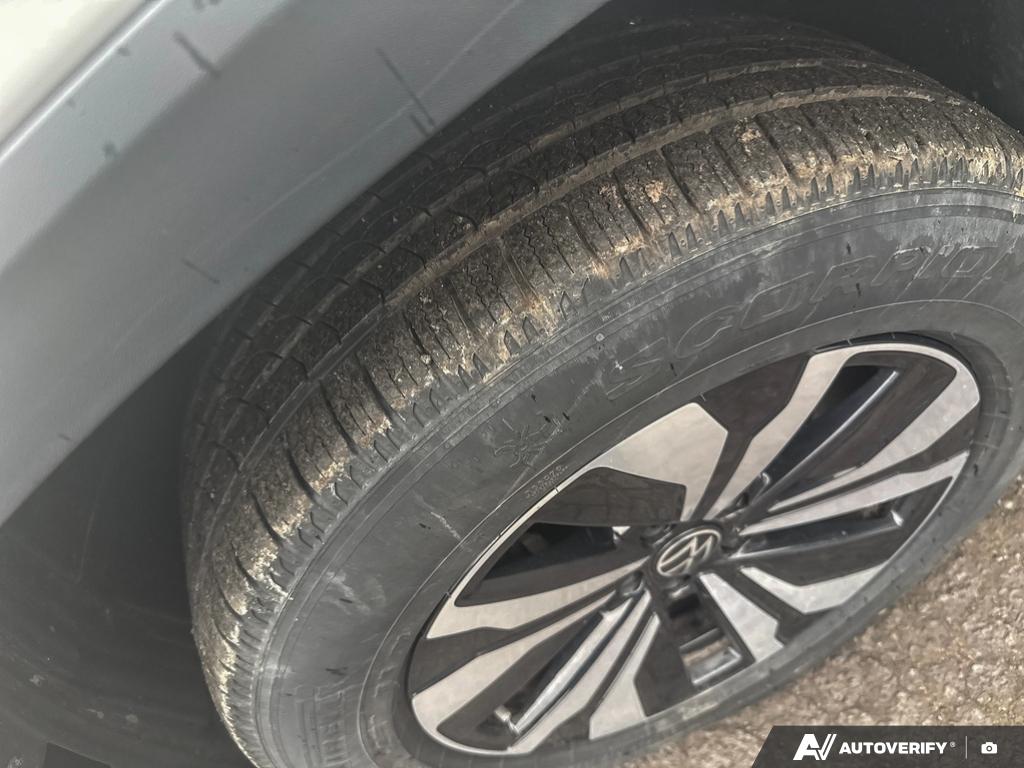 2024 Volkswagen Atlas — photo 7 of 25