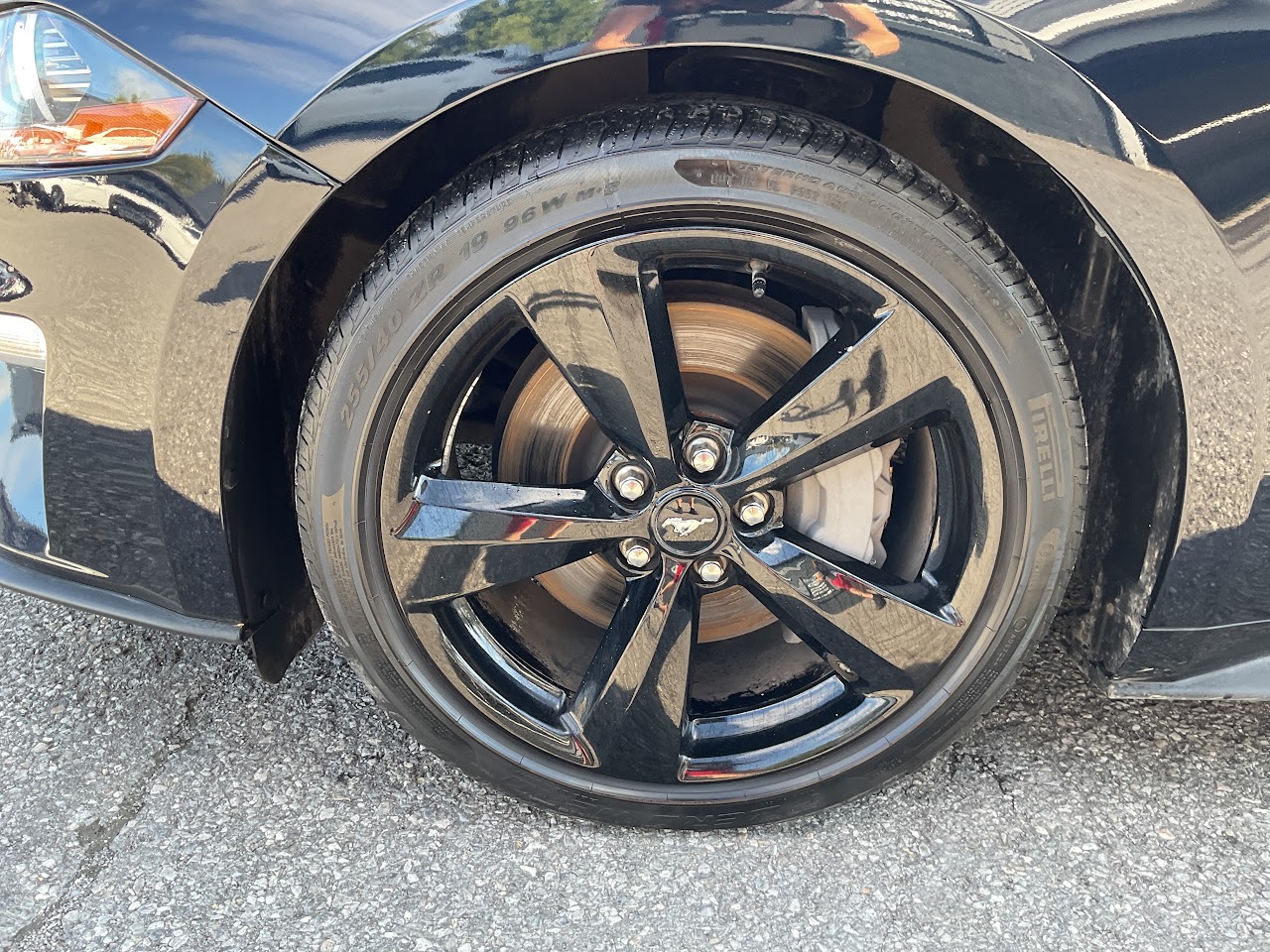 2021 Ford Mustang — photo 17 de 39