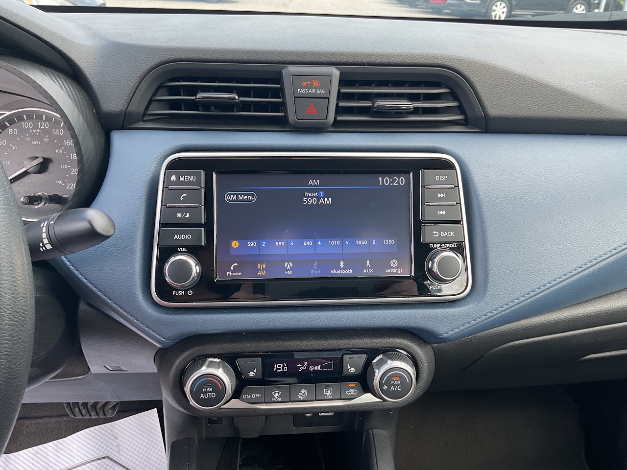 2025 Nissan Versa — photo 28 of 34