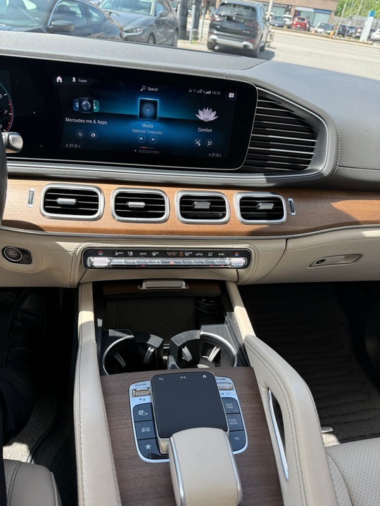 2020 Mercedes-Benz GLE 450 — photo 21 of 27