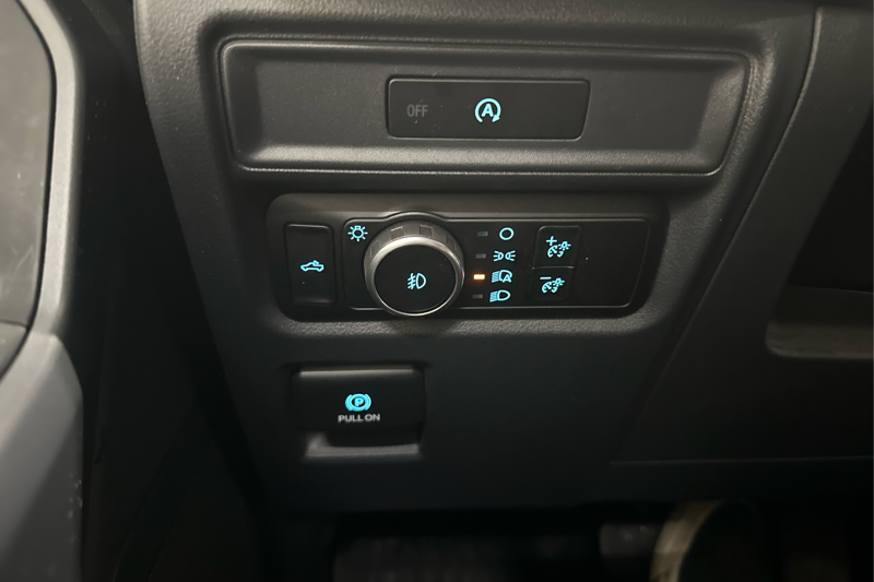 2025 Ford F-150 — photo 15 of 25