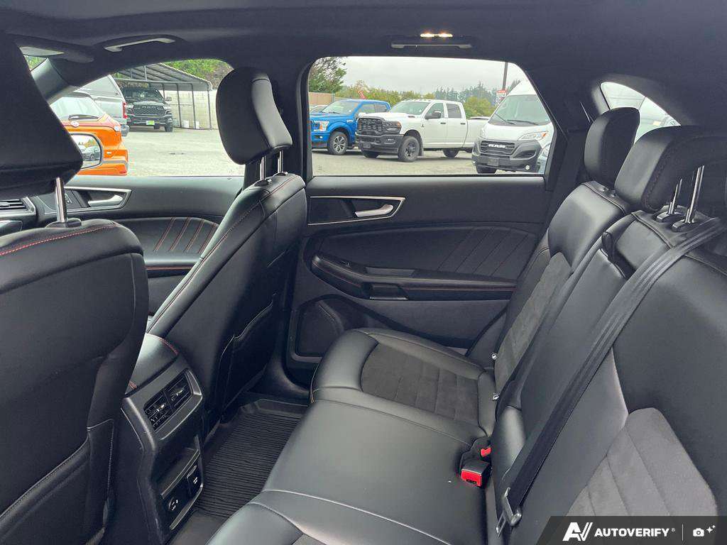 2021 Ford Edge — photo 23 of 25
