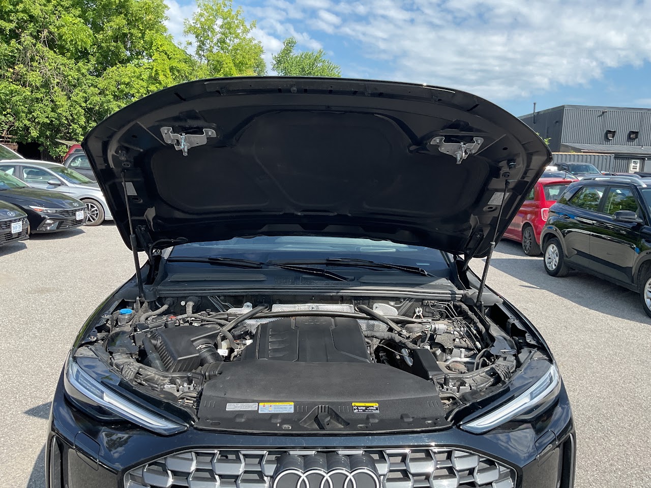 2025 Audi Q5 — photo 22 of 34