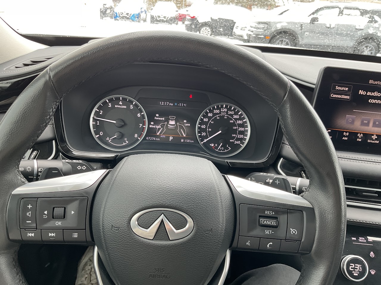 2024 INFINITI QX60 — photo 12 of 24