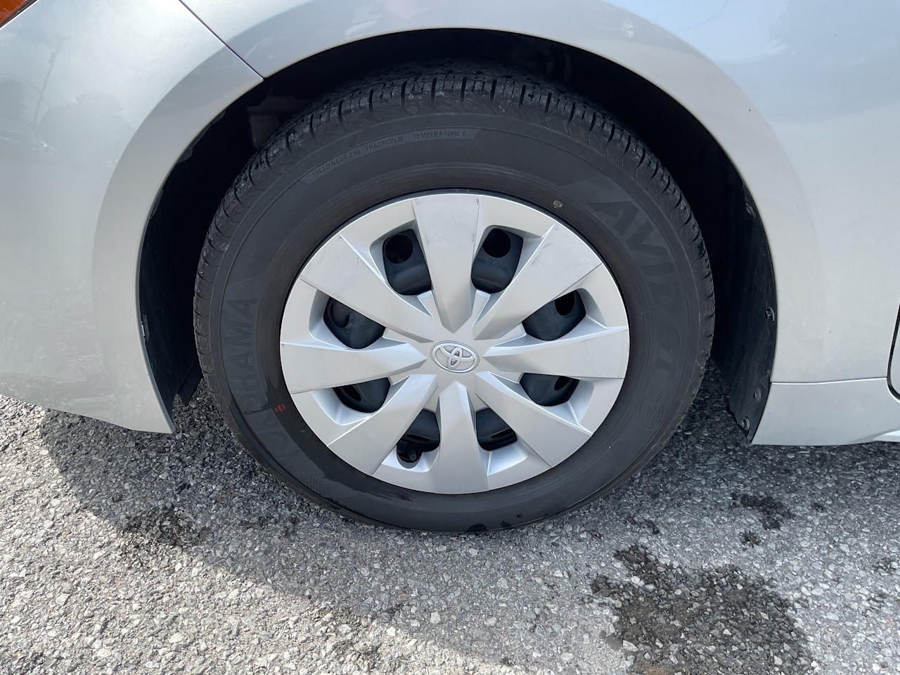 2024 Toyota Corolla — photo 13 of 34