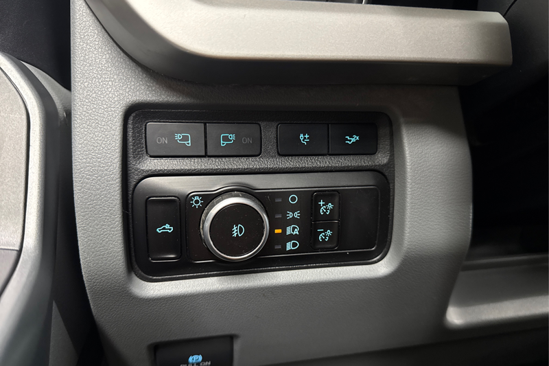 2023 Ford F-250 Super Duty — photo 15 of 34