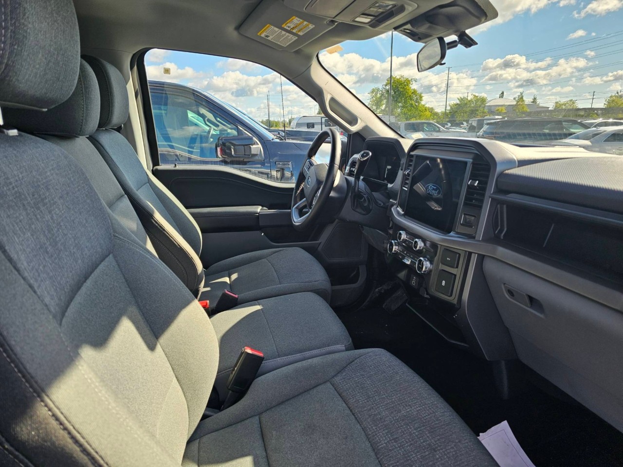 2025 Ford F-150 — photo 11 de 23