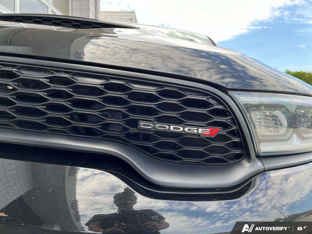 2025 Dodge Durango — photo 9 of 25