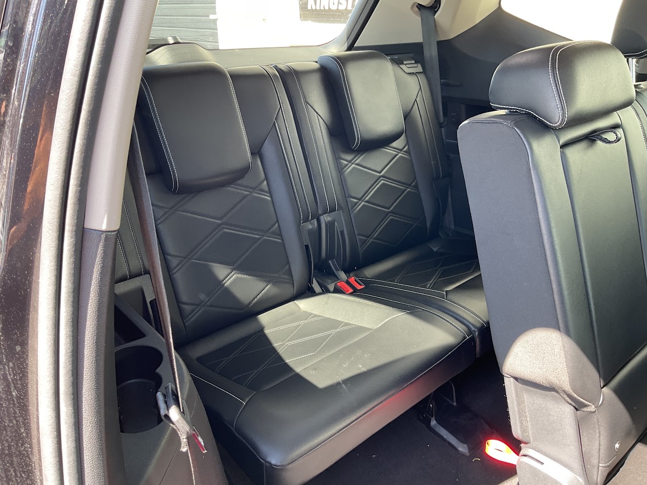 2024 Volkswagen Atlas — photo 12 of 21