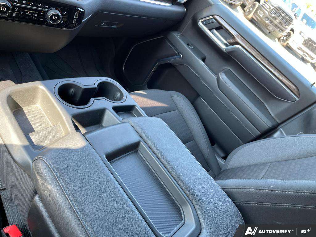 2024 Chevrolet Silverado 1500 — photo 18 of 25