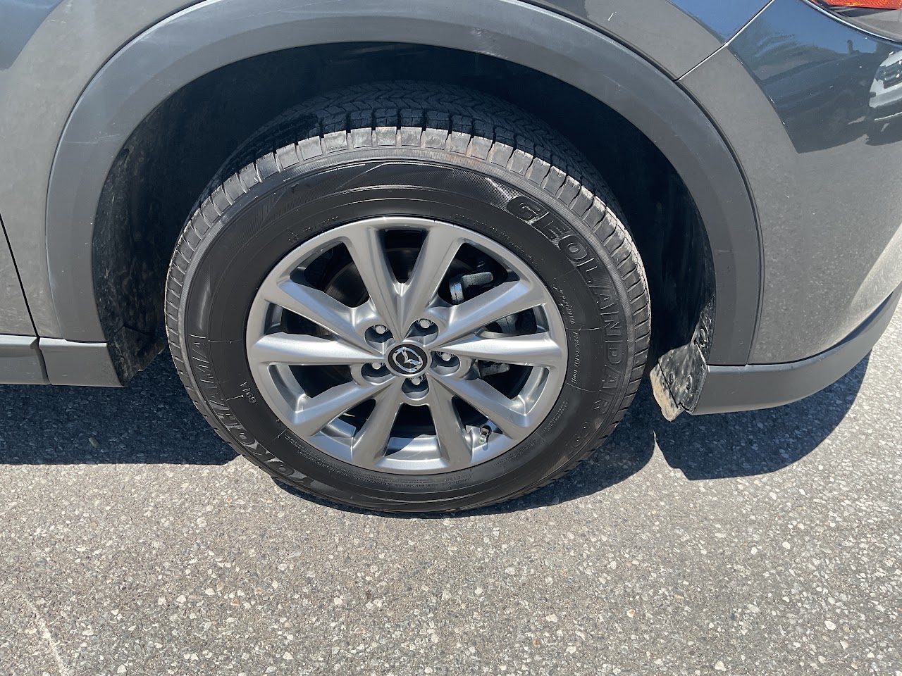 2025 Mazda CX-5 — photo 12 of 34