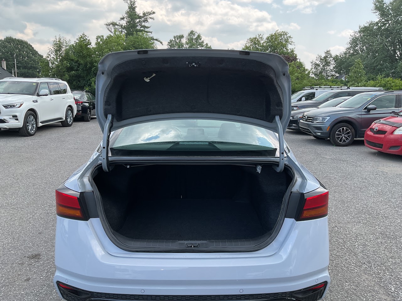 2024 Nissan Altima — photo 9 de 34