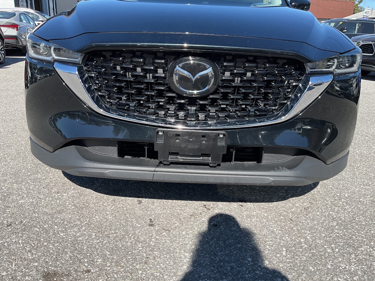 2025 Mazda CX-5 — photo 13 of 42