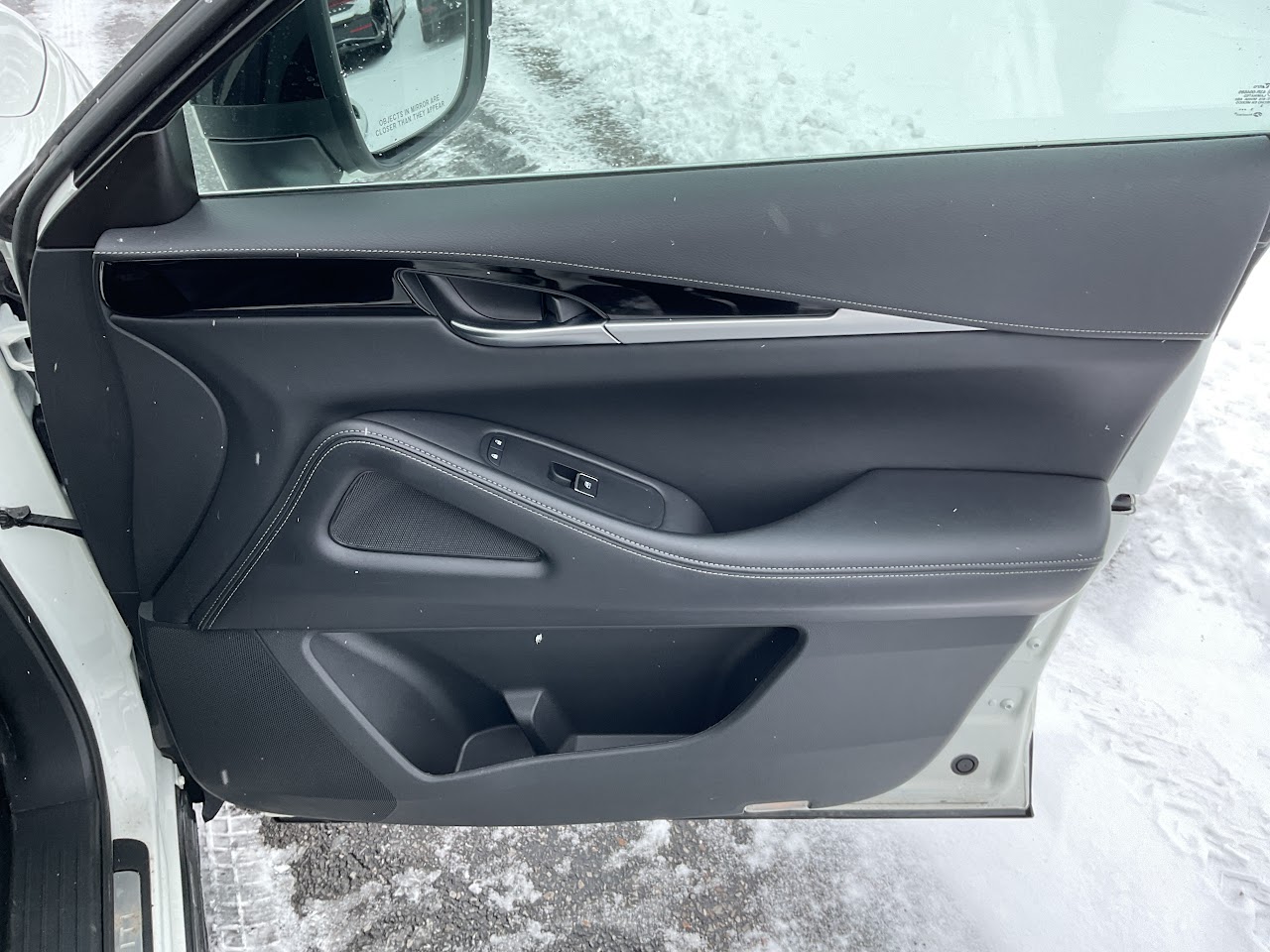 2024 INFINITI QX60 — photo 20 of 24