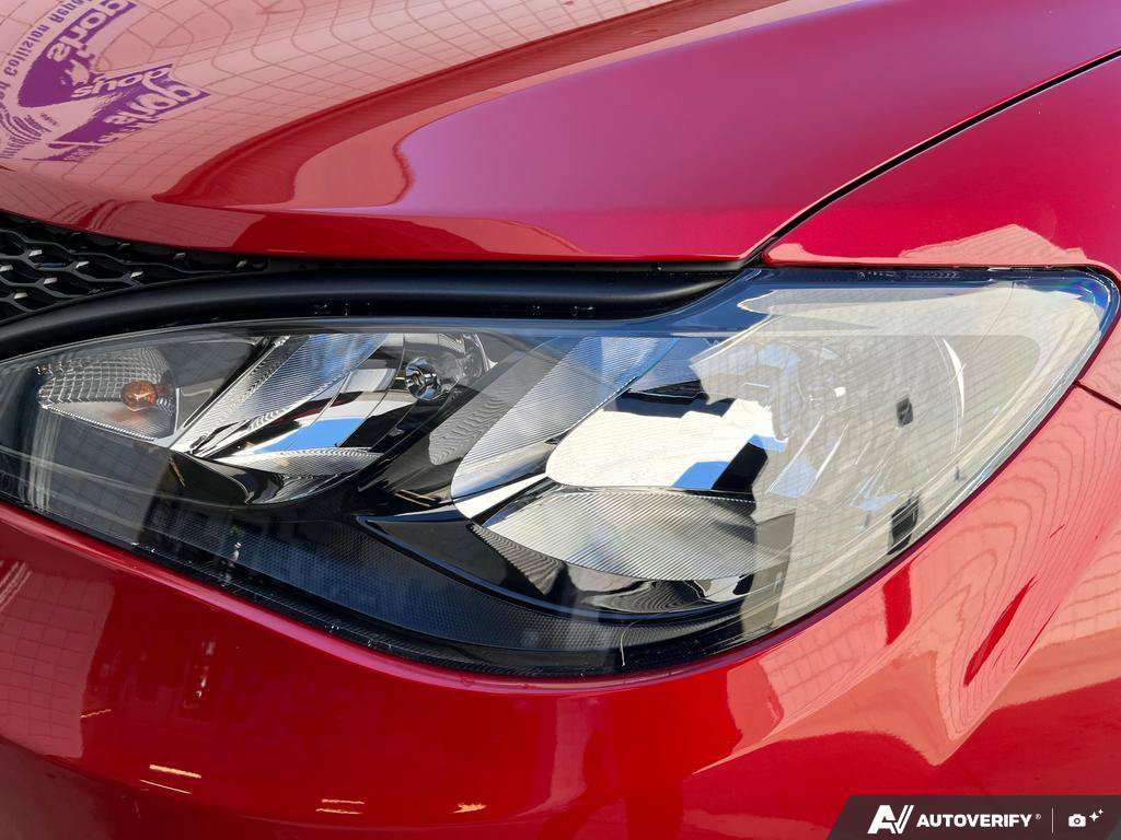 2026 Chrysler Grand Caravan — photo 8 of 25