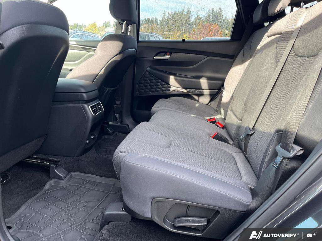 2023 Hyundai Santa Fe — photo 23 of 25