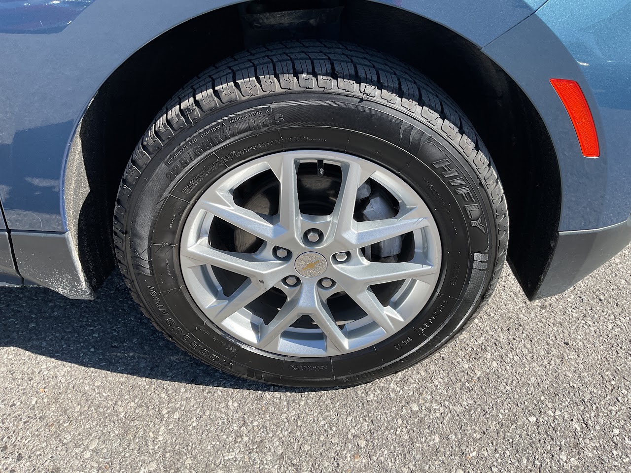 2024 Chevrolet Equinox — photo 22 of 34
