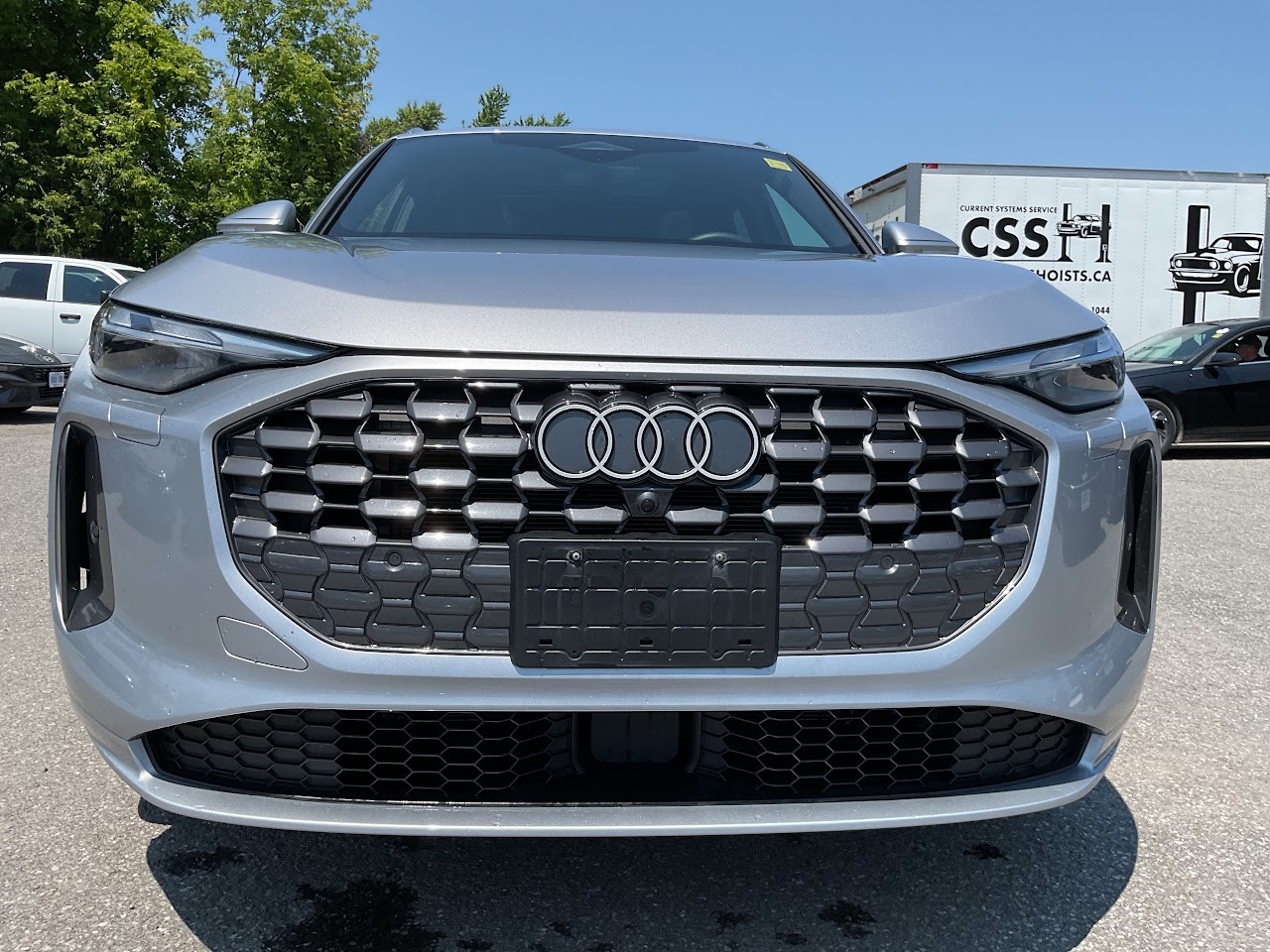 2025 Audi Q5 — photo 17 of 33