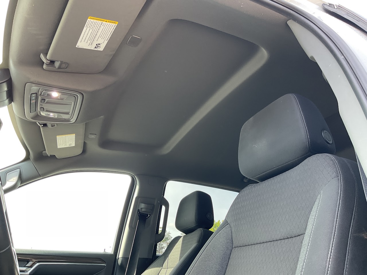 2025 Chevrolet Silverado 1500 — photo 20 of 33