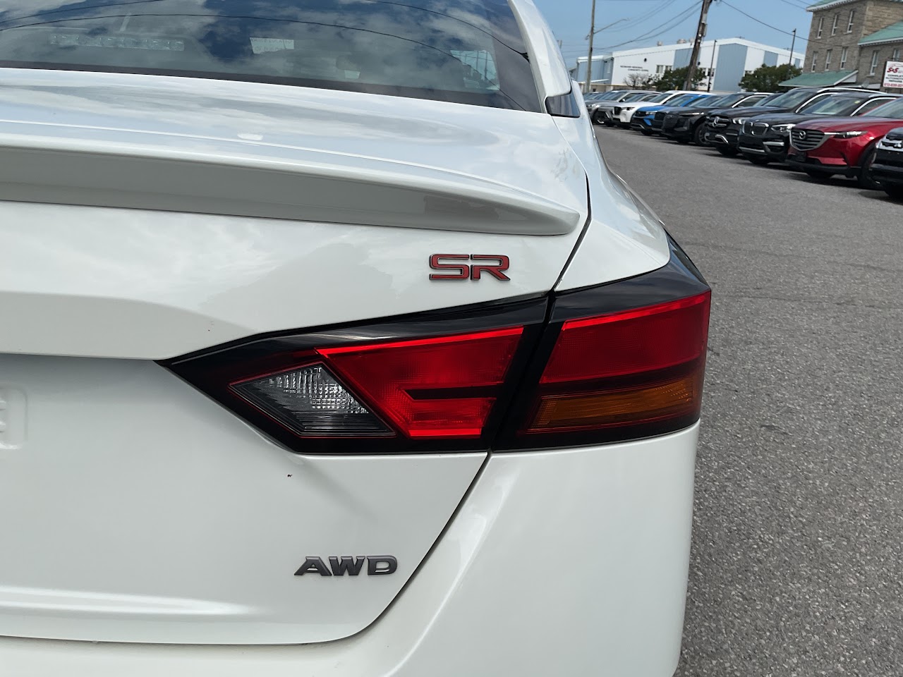 2024 Nissan Altima — photo 16 of 34