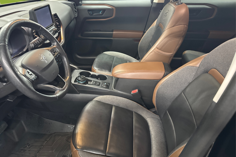 2022 Ford Bronco Sport — photo 11 of 32