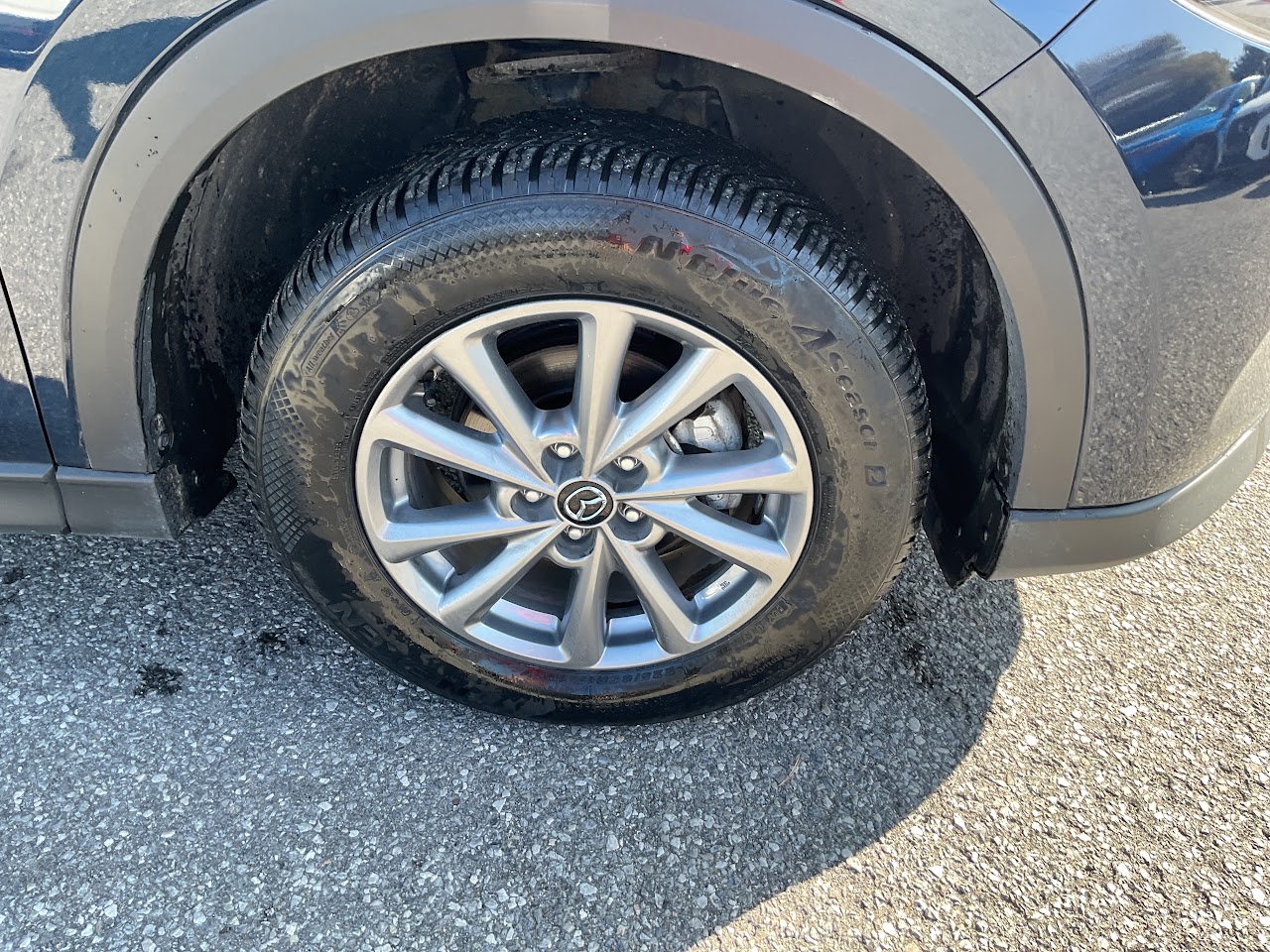 2025 Mazda CX-5 — photo 12 of 34