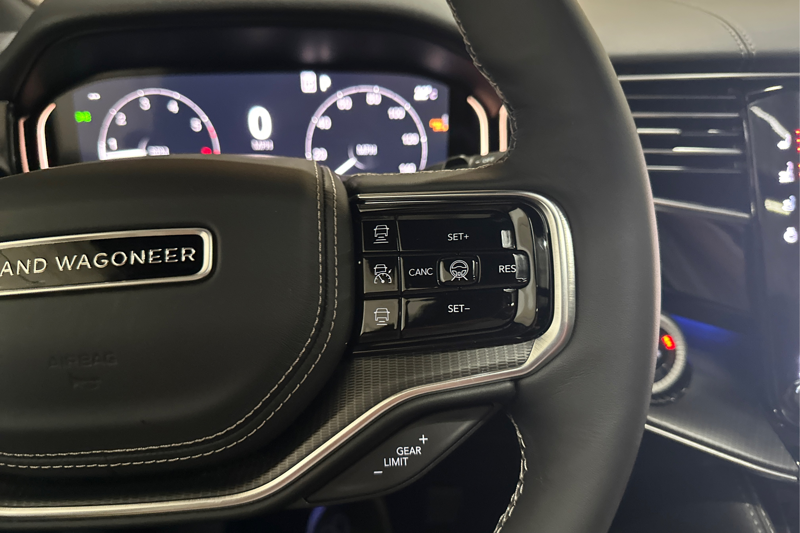 2026 Jeep Grand Wagoneer — photo 24 of 29