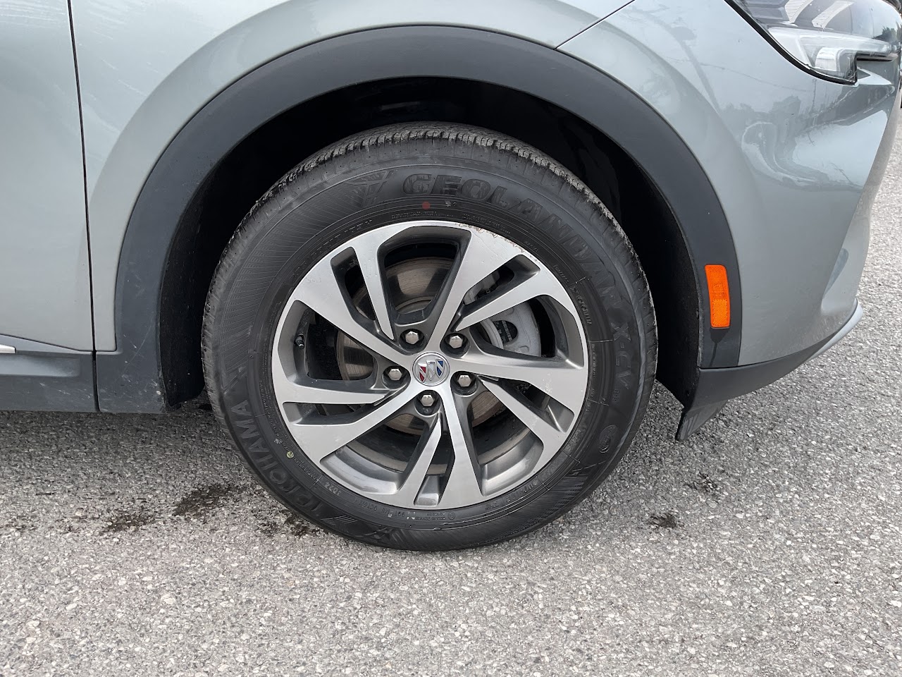 2023 Buick Envision — photo 11 of 34