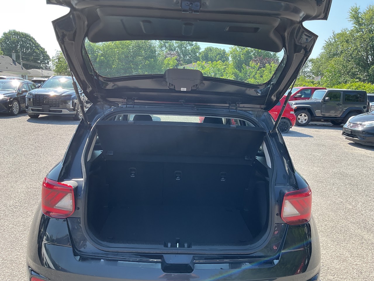 2026 Hyundai Venue — photo 10 of 34