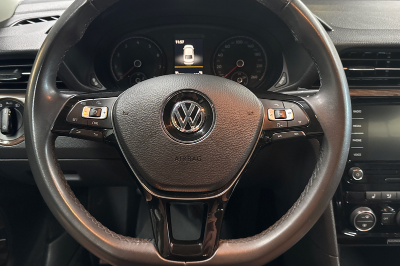 2022 Volkswagen Passat — photo 13 de 33