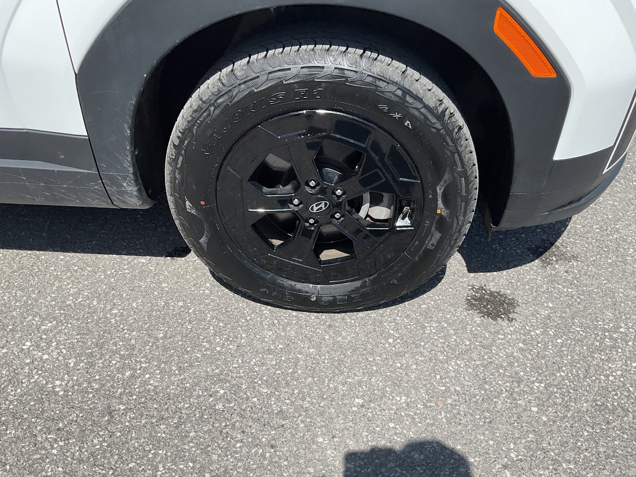2025 Hyundai Santa Fe — photo 12 of 34