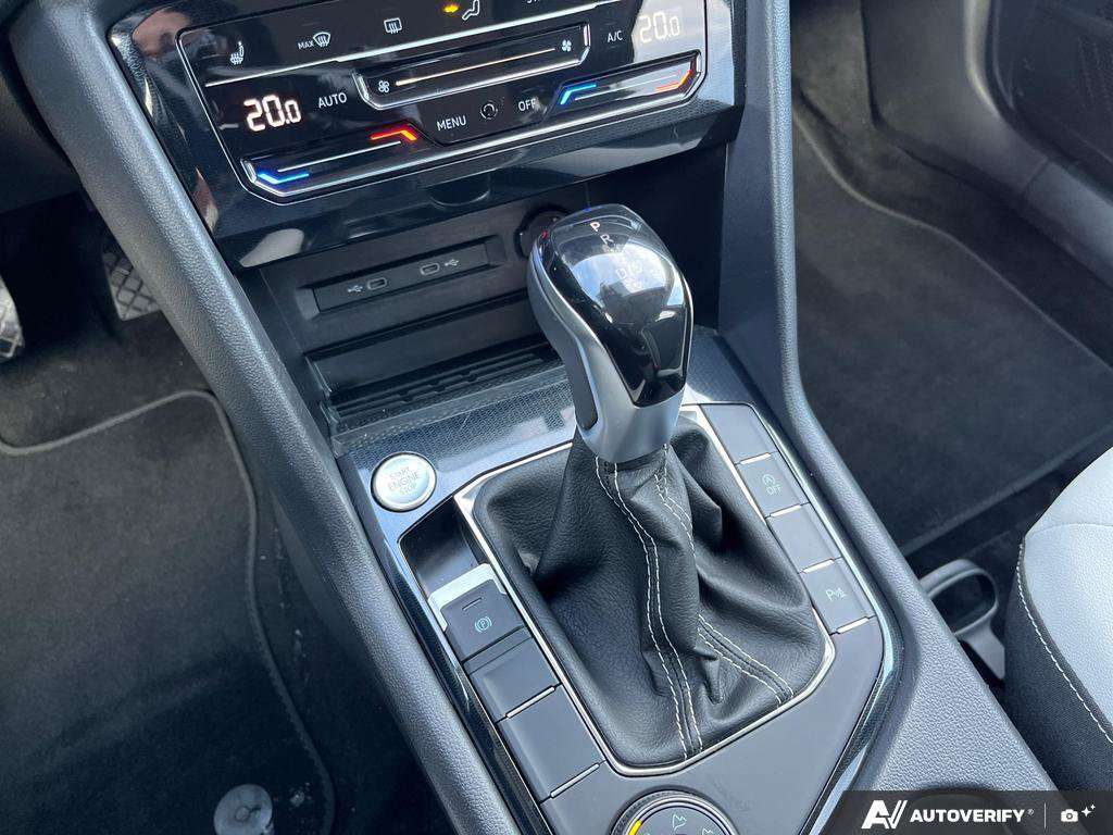 2026 Volkswagen Taos — photo 18 of 25