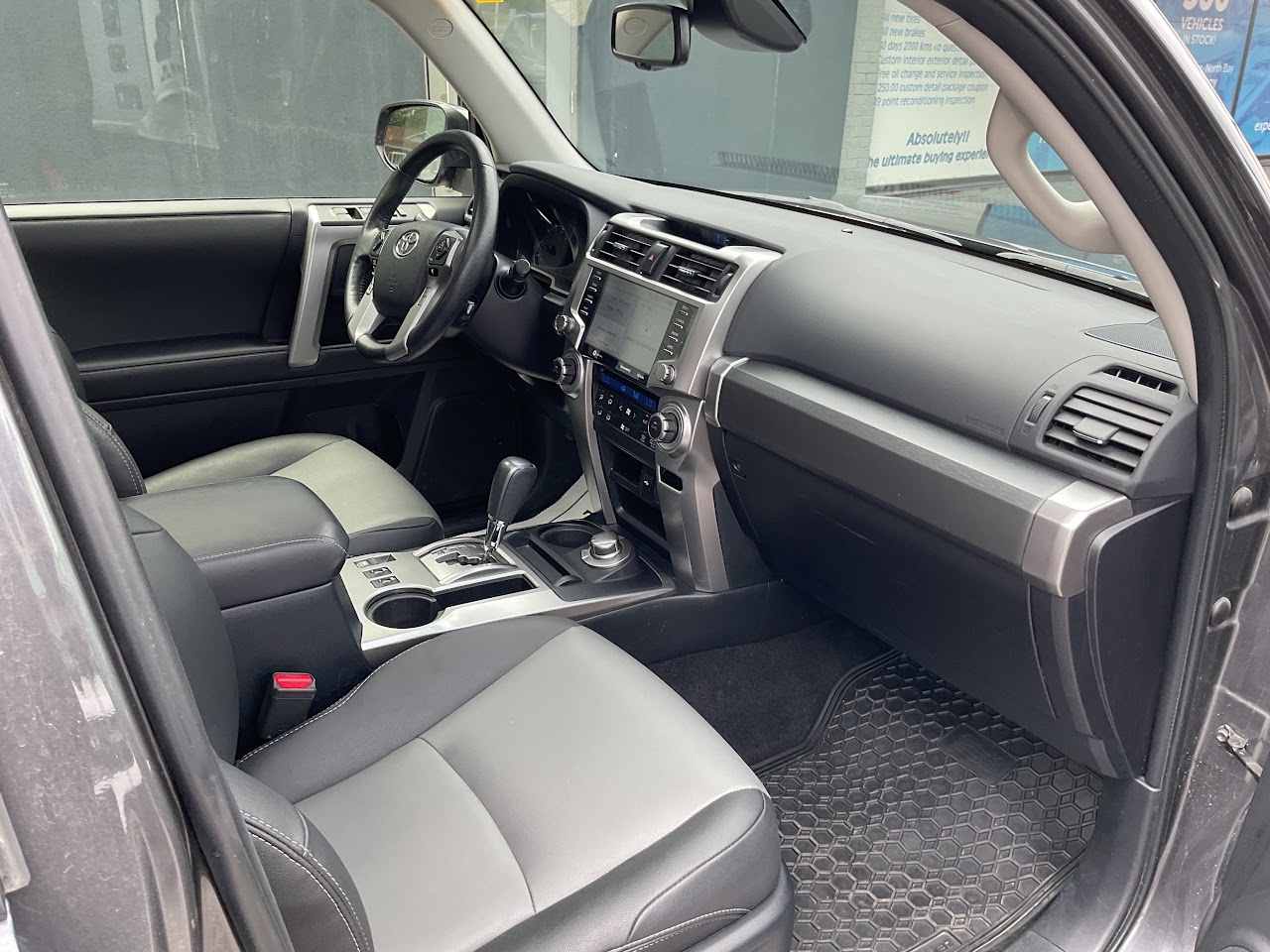 2023 Toyota 4RUNNER — photo 22 de 34