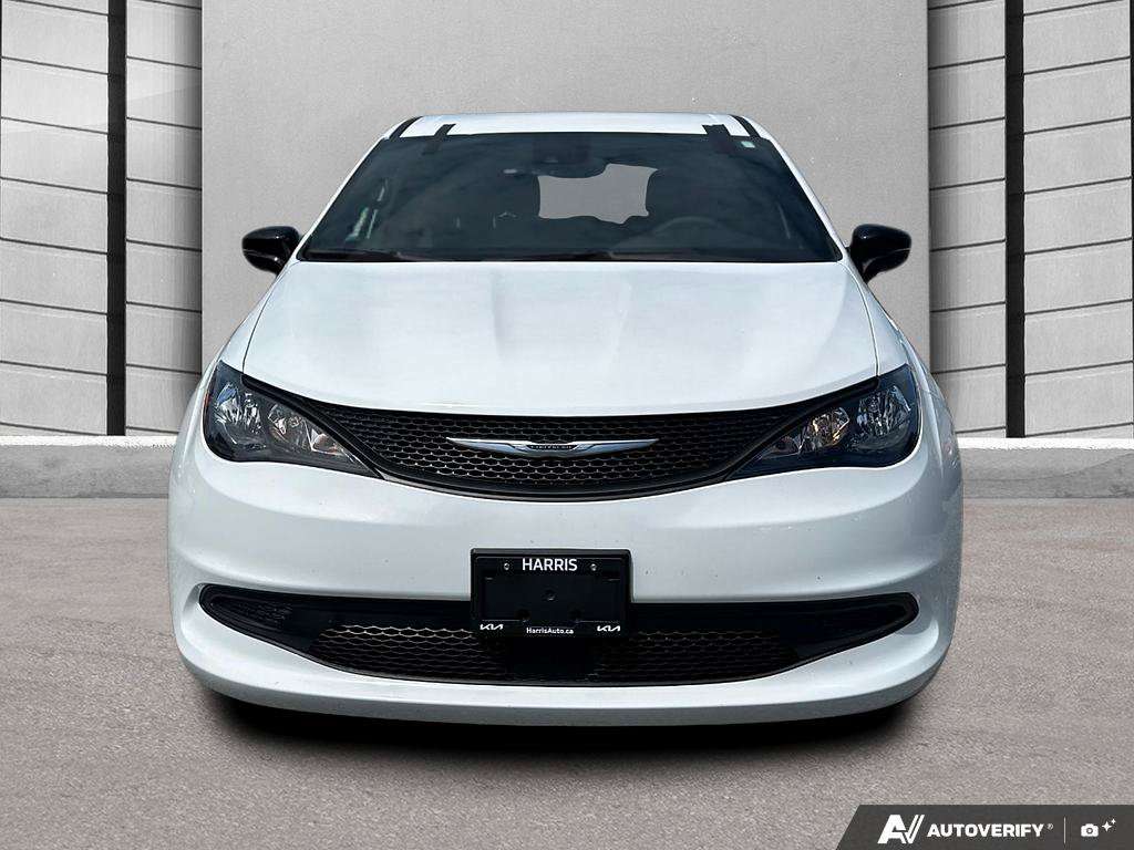 2025 Chrysler Grand Caravan — photo 5 of 25