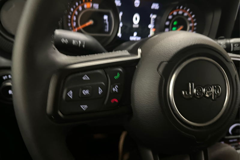2025 Jeep Wrangler — photo 21 de 25