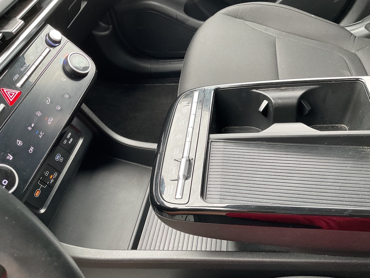 2025 Hyundai Tucson — photo 29 of 34