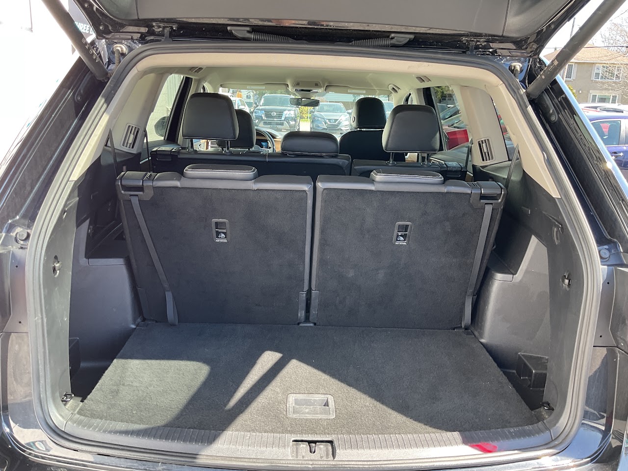 2024 Volkswagen Atlas — photo 20 of 21