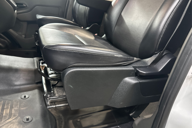 2025 Ford Transit Cargo Van — photo 27 of 29