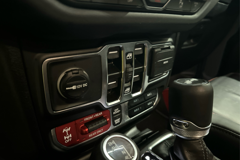 2025 Jeep Wrangler — photo 23 de 25