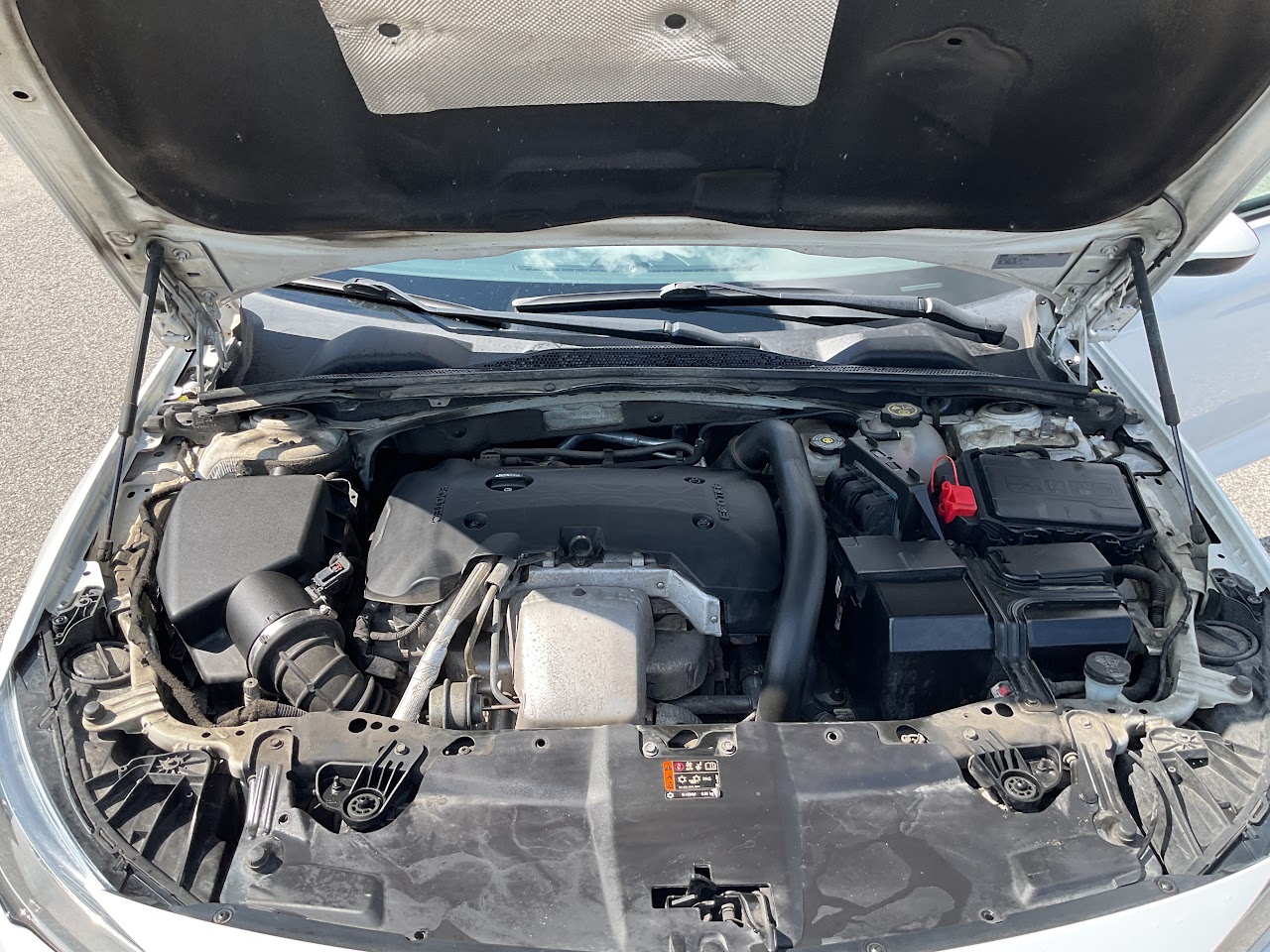 2019 Buick Regal — photo 33 of 34